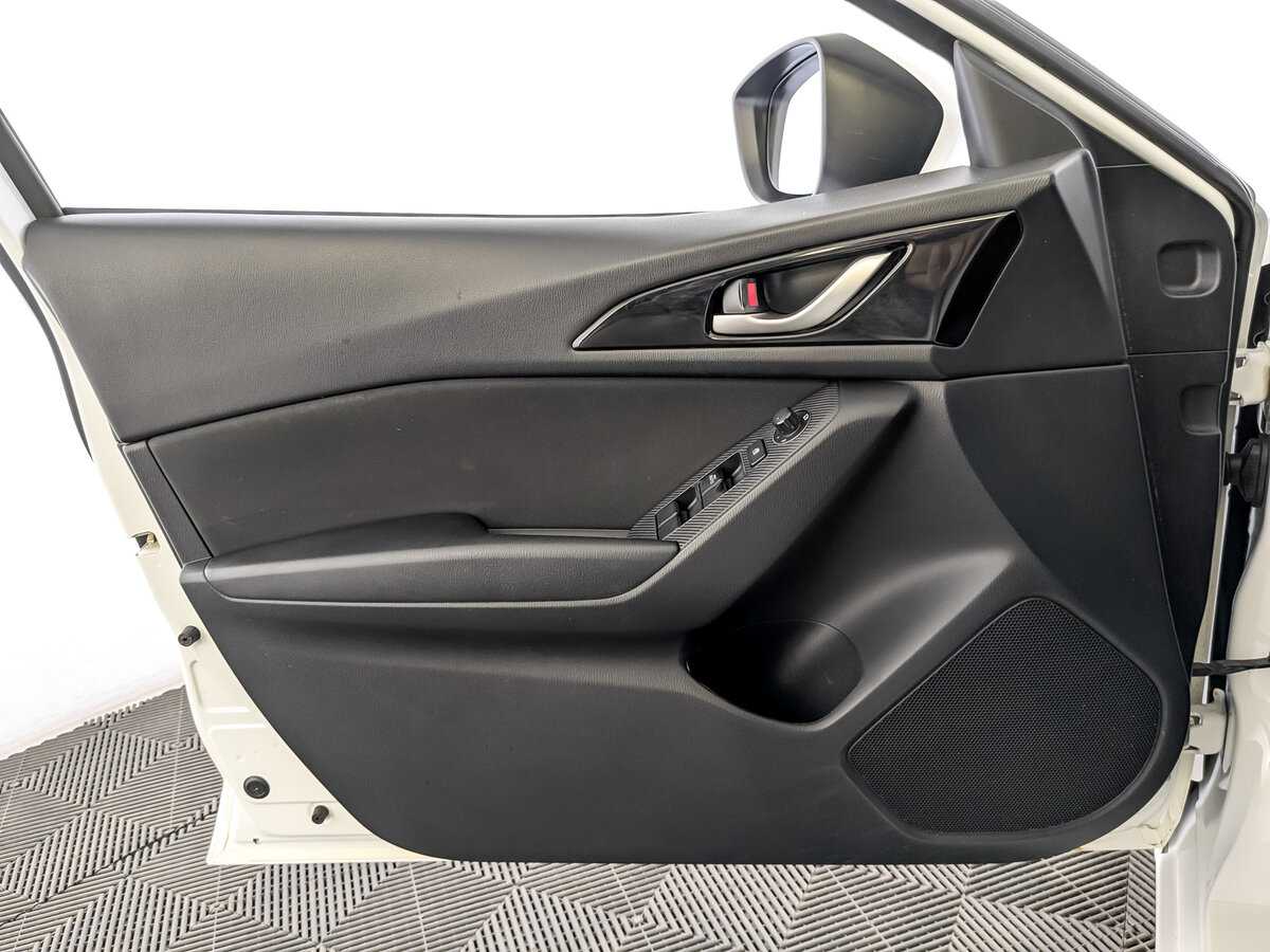 Купить Mazda 3, 2015, 116 000 км, фото №19
