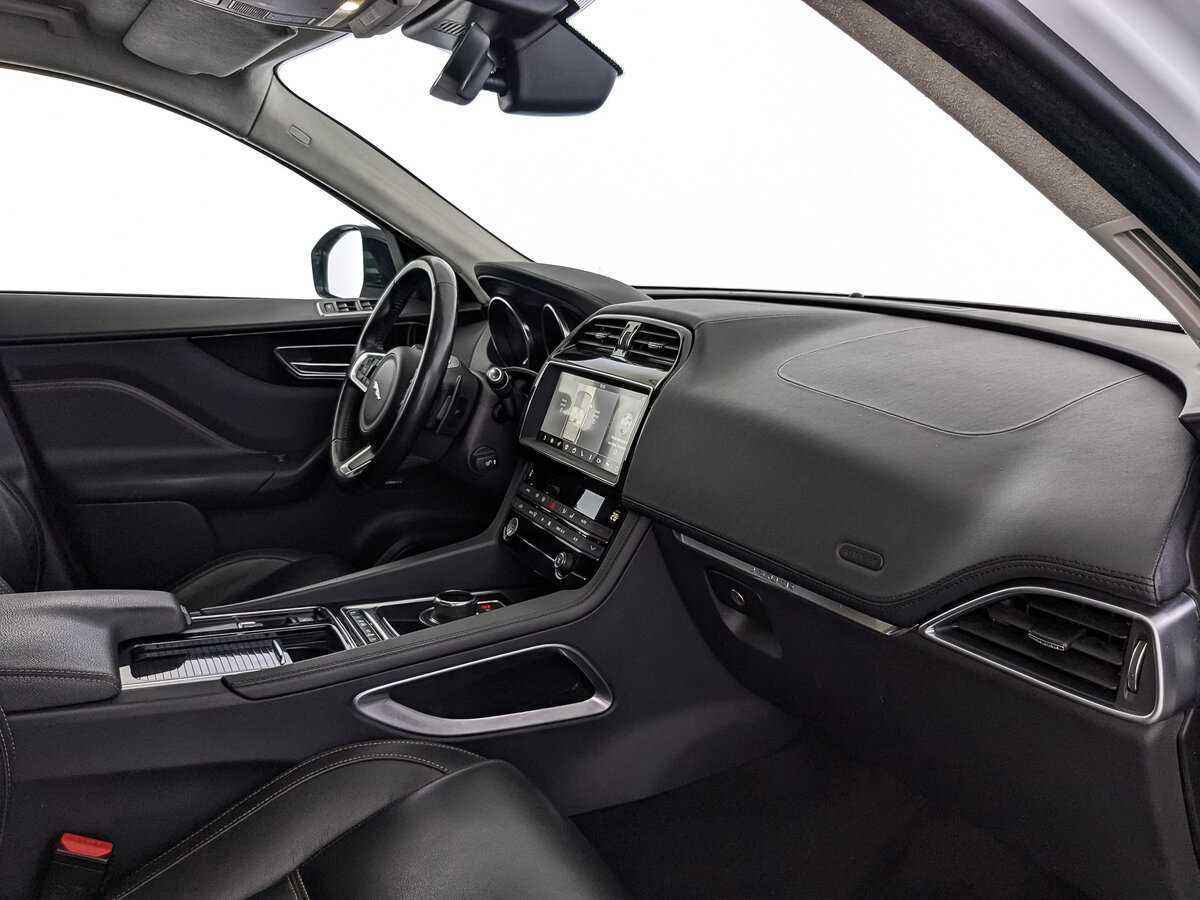 Купить Jaguar F-Pace, 2018, 142 217 км, фото №13