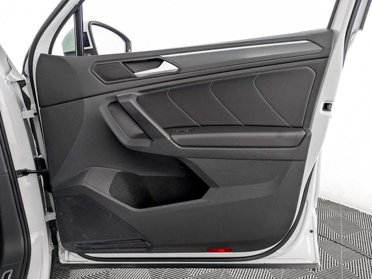 Купить Volkswagen Tiguan, 2021, 110 791 км, фото №23