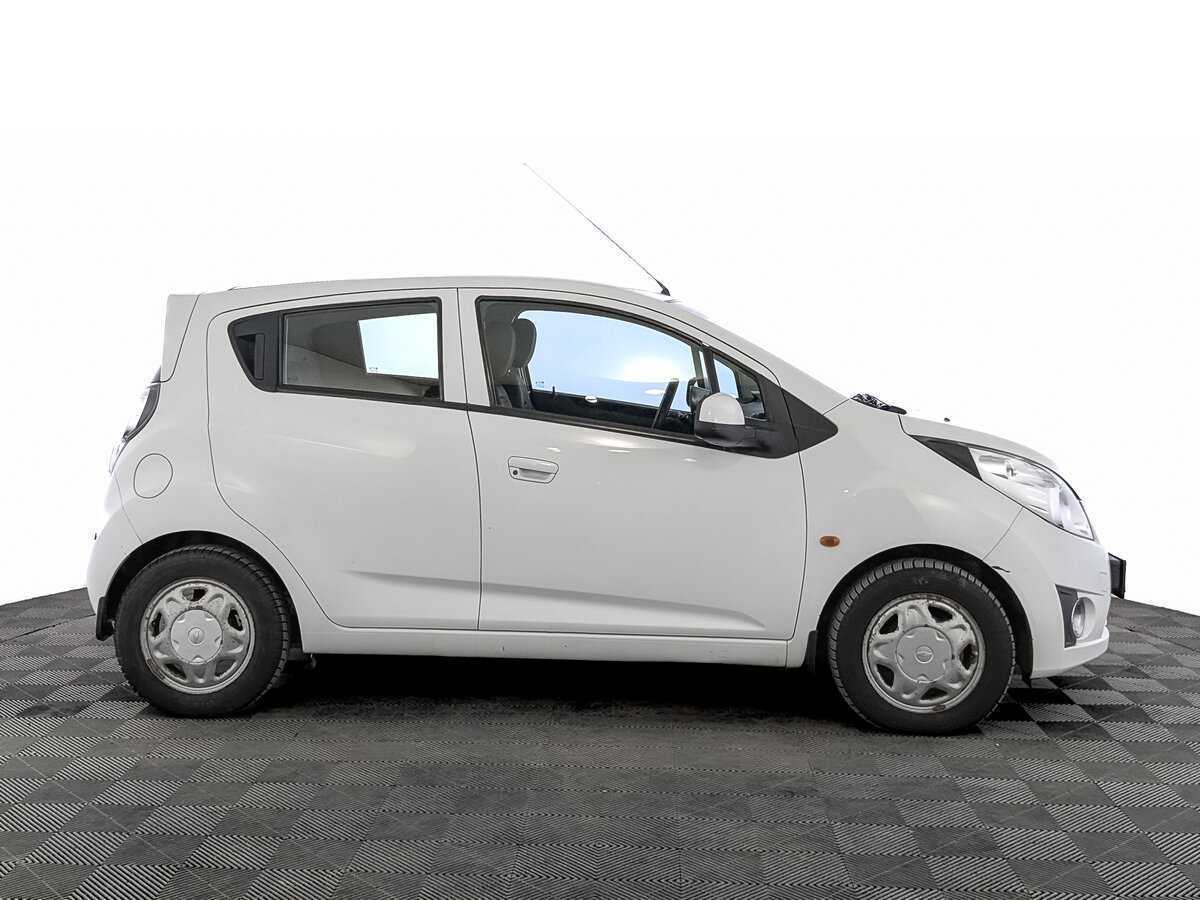 Купить Chevrolet Spark, 2011, 82 880 км, фото №4