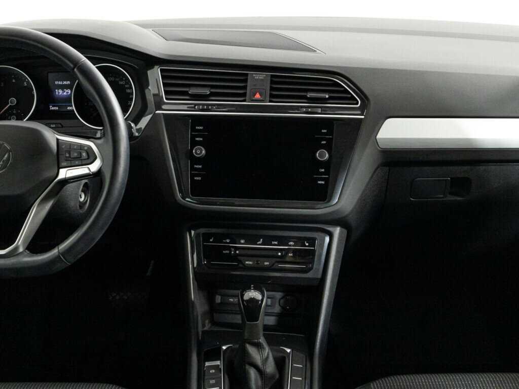 Купить Volkswagen Tiguan, 2021, 34 956 км, фото №14