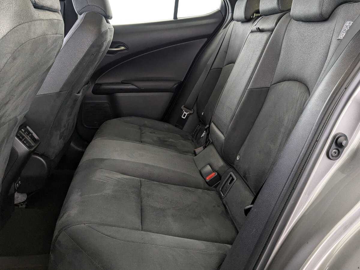 Купить Lexus UX 200, 2020, 49 869 км, фото №18