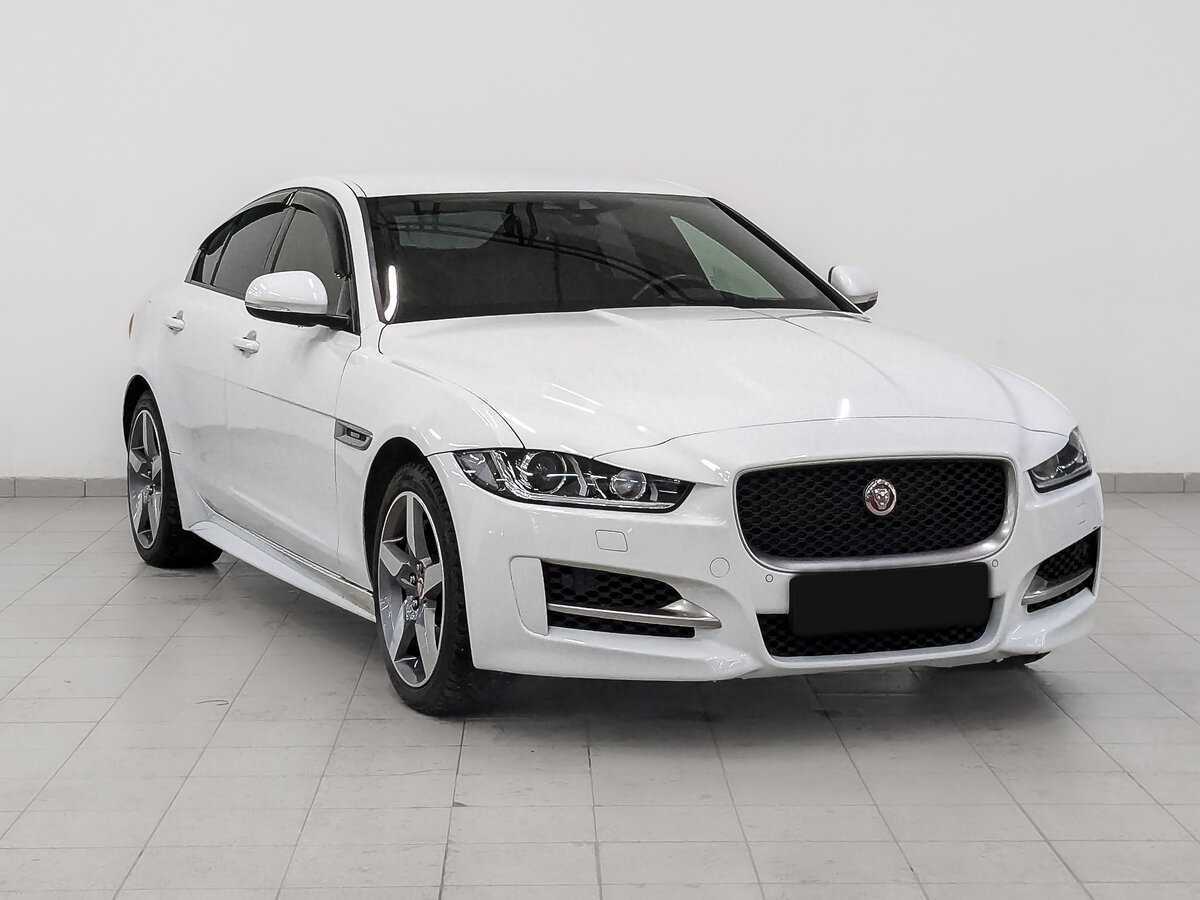 Jaguar XE