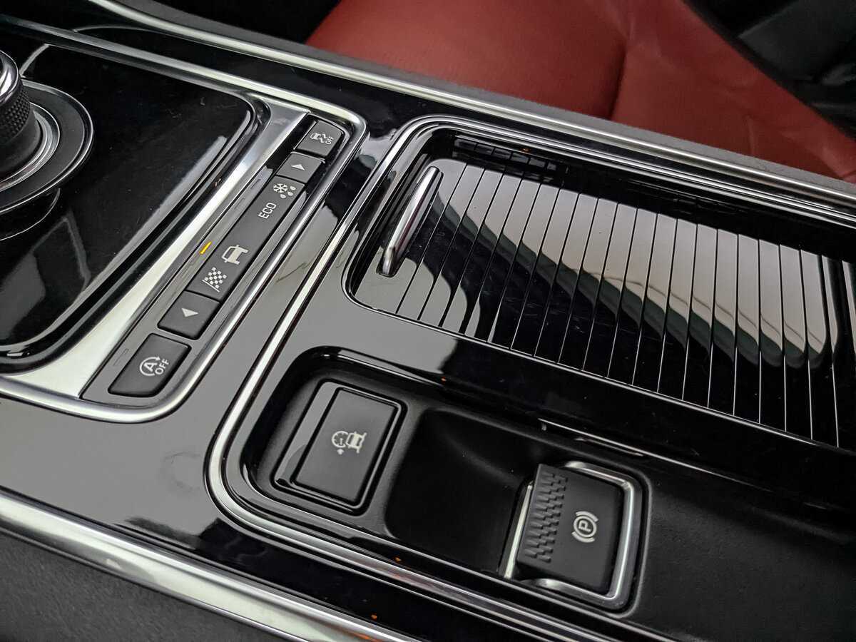 Купить Jaguar XE, 2019, 81 100 км, фото №25