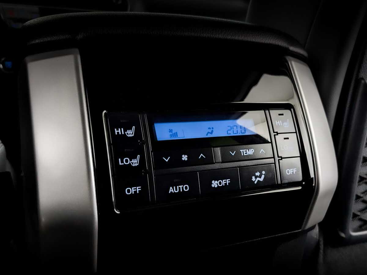Купить Toyota Land Cruiser Prado, 2021, 54 378 км, фото №28