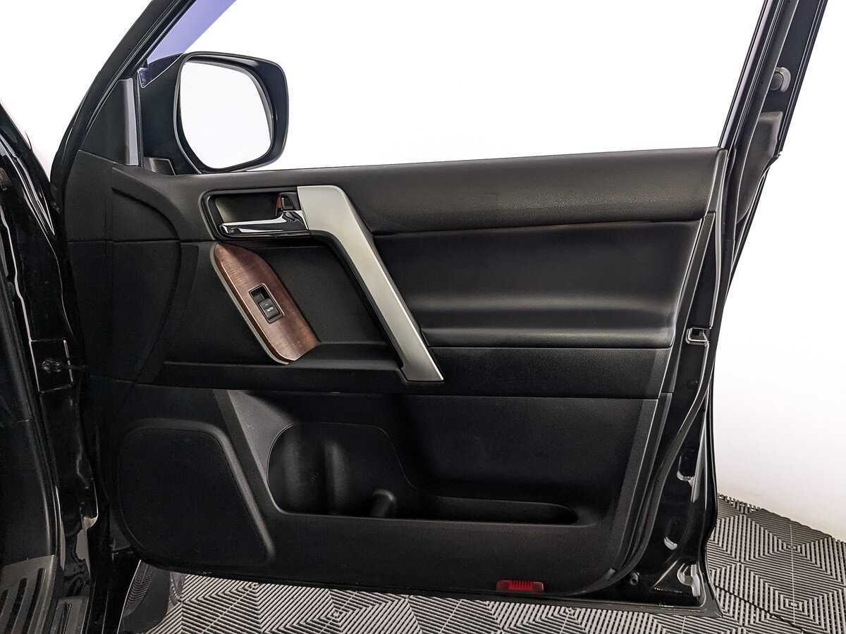 Купить Toyota Land Cruiser Prado, 2017, 149 737 км, фото №24
