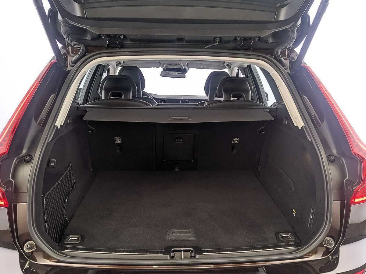 Купить Volvo XC60, 2018, 67 968 км, фото №10