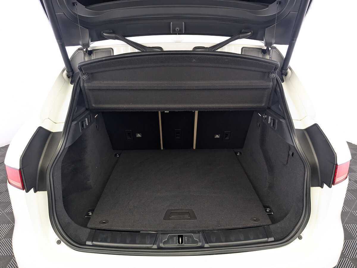 Купить Jaguar F-Pace, 2018, 165 369 км, фото №10