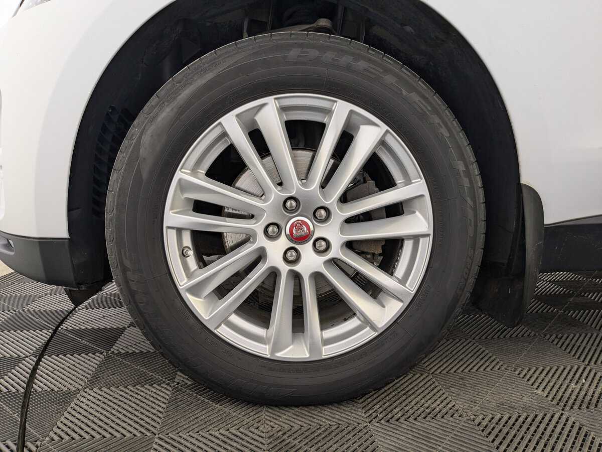 Купить Jaguar F-Pace, 2018, 165 369 км, фото №12