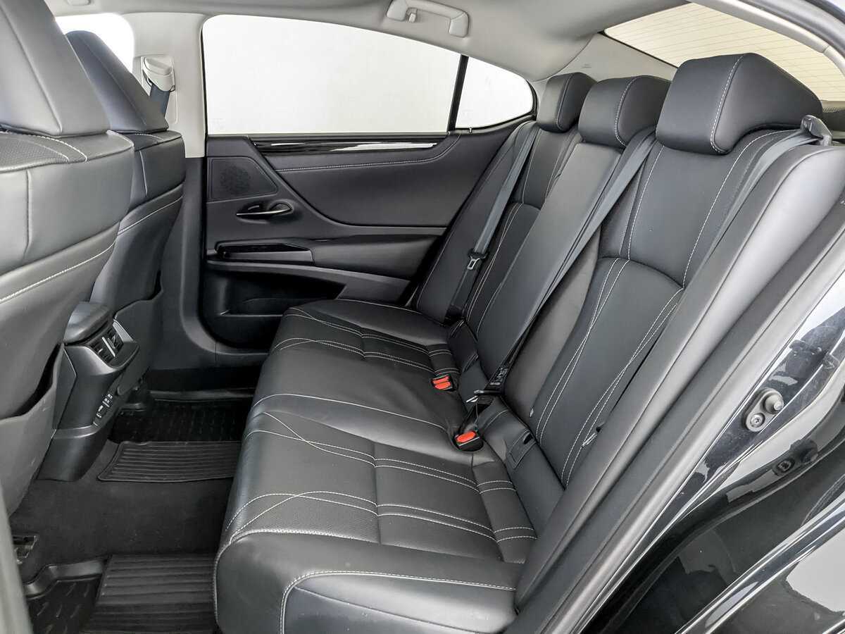 Купить Lexus ES 250, 2020, 90 000 км, фото №12