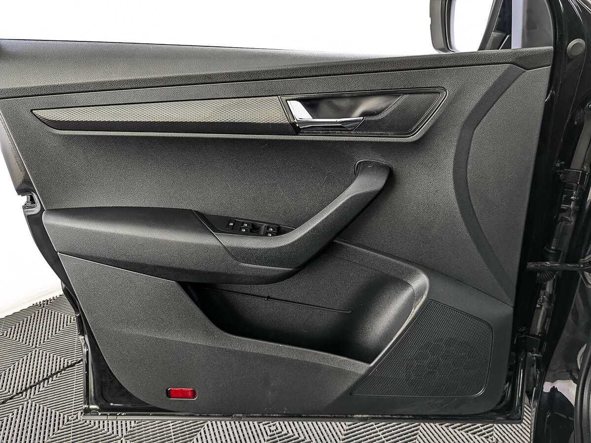 Купить Skoda Karoq, 2021, 41 858 км, фото №18