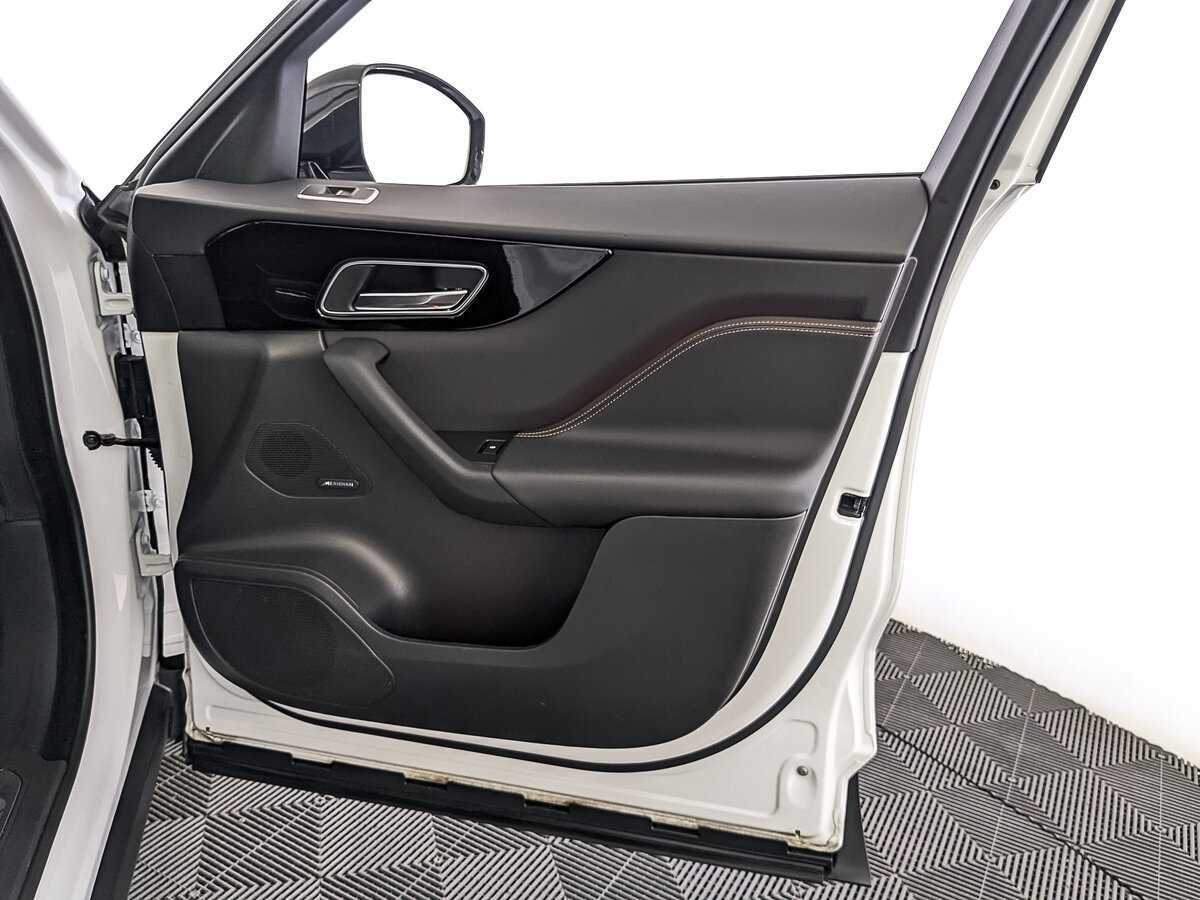 Купить Jaguar F-Pace, 2018, 27 752 км, фото №25