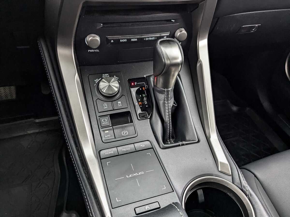 Купить Lexus NX 200, 2019, 66 946 км, фото №21