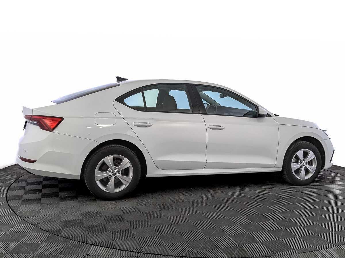Купить Skoda Octavia, 2021, 69 335 км, фото №4