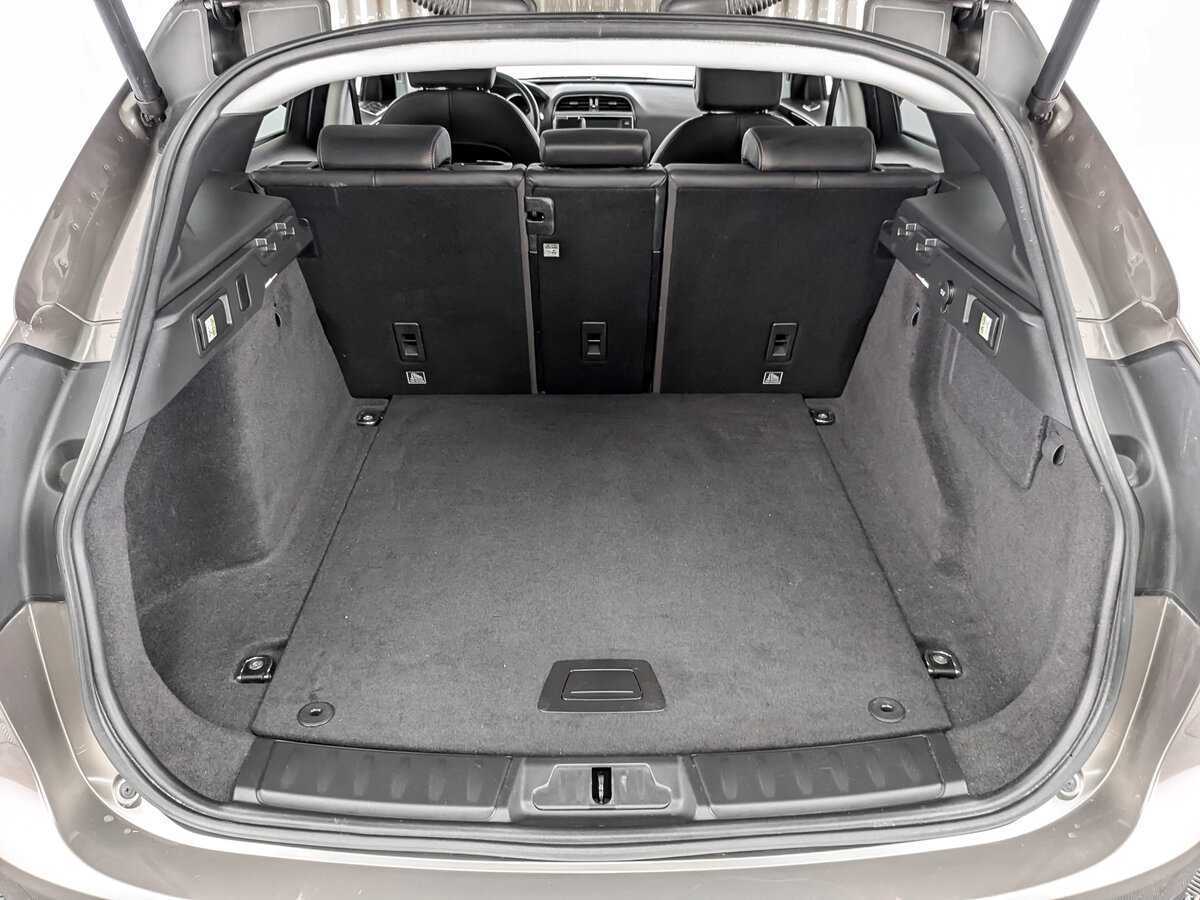 Купить Jaguar F-Pace, 2017, 119 322 км, фото №10