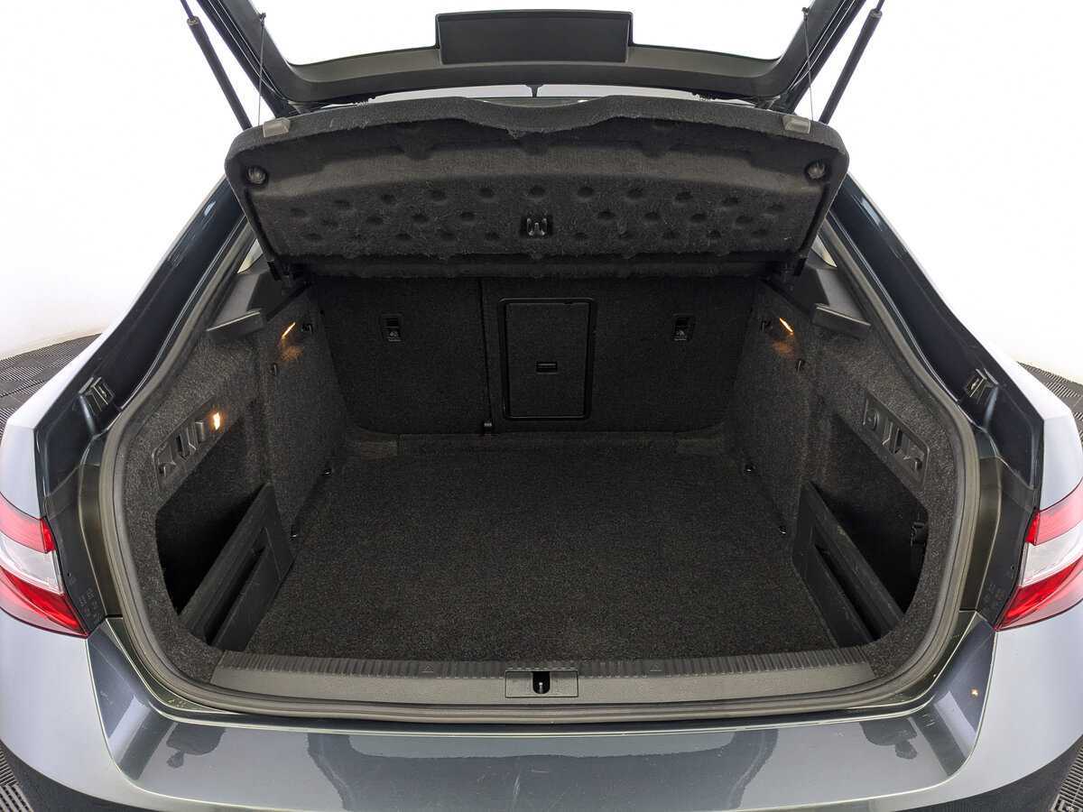 Купить Skoda Superb, 2019, 155 899 км, фото №10
