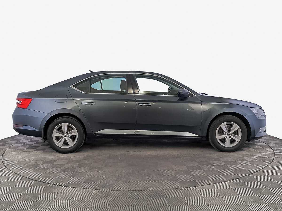 Купить Skoda Superb, 2019, 121 088 км, фото №4
