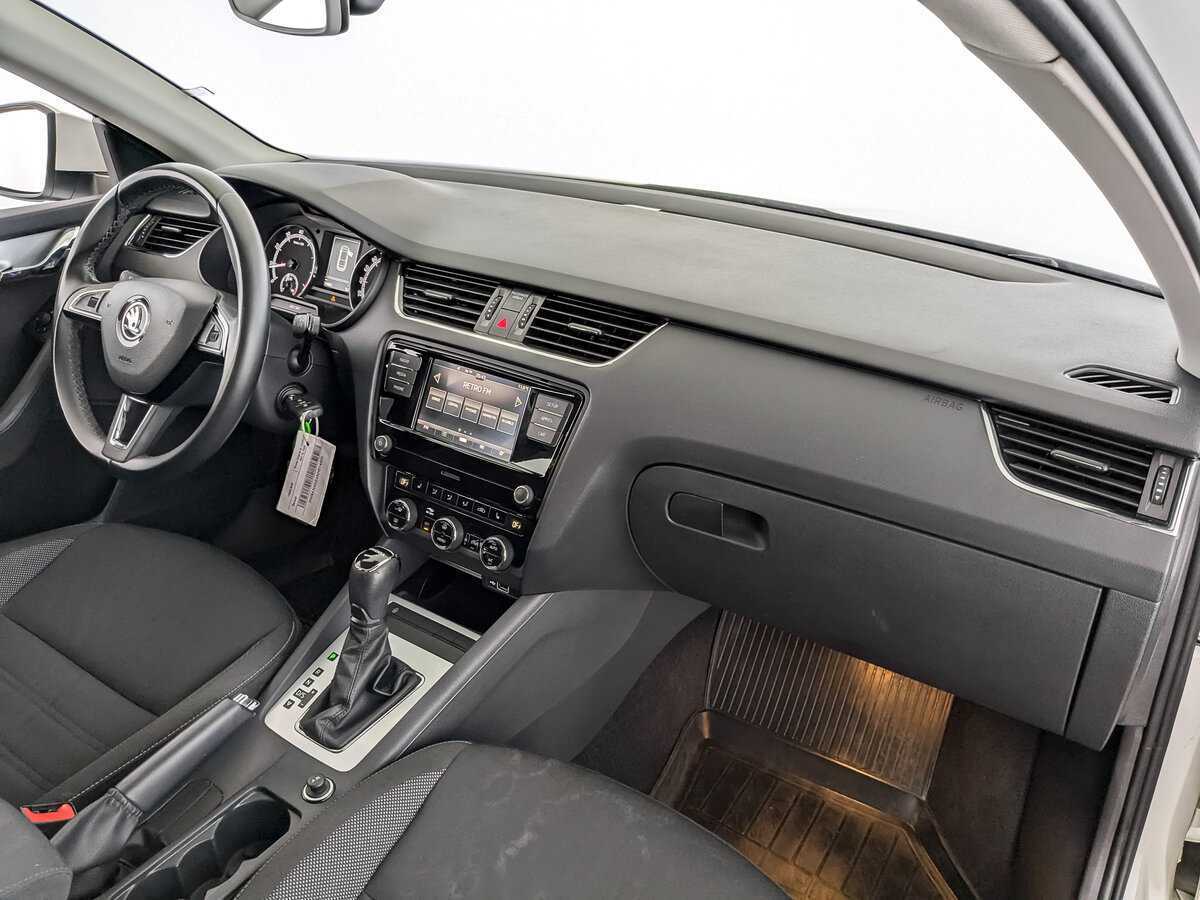 Купить Skoda Octavia, 2018, 74 475 км, фото №11