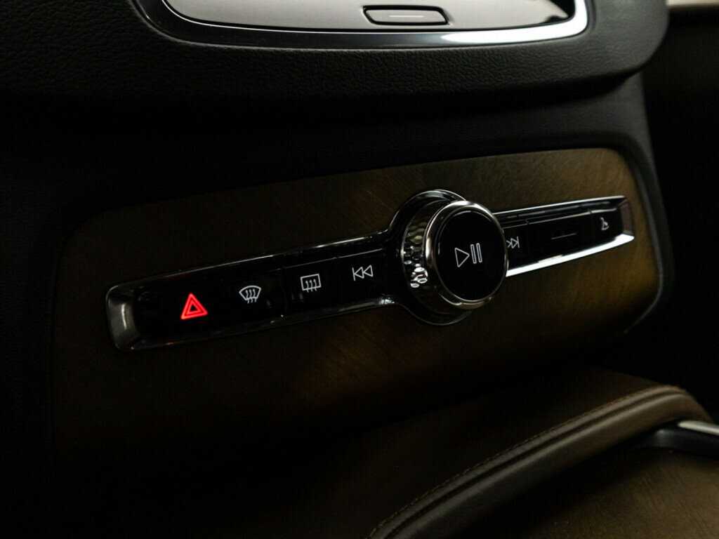 Купить Volvo XC90, 2018, 122 868 км, фото №17