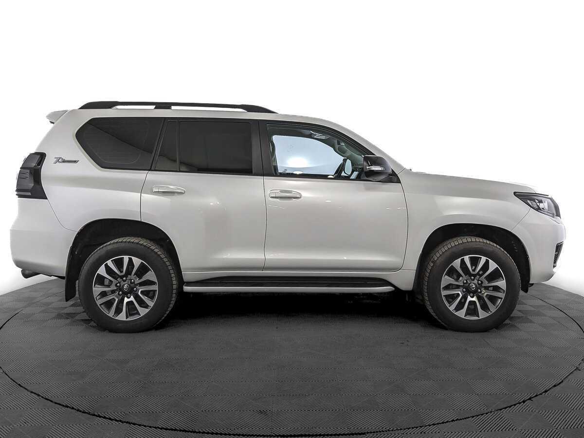 Купить Toyota Land Cruiser Prado, 2022, 68 299 км, фото №4