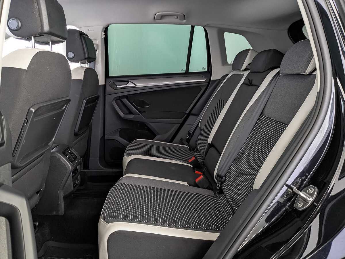 Купить Volkswagen Tiguan, 2019, 57 236 км, фото №17