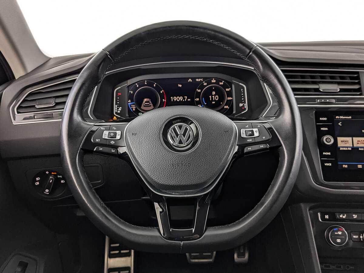 Купить Volkswagen Tiguan, 2019, 57 236 км, фото №21