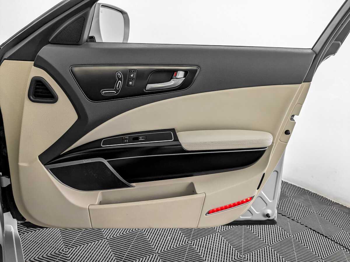 Купить Kia Quoris, 2013, 189 672 км, фото №26