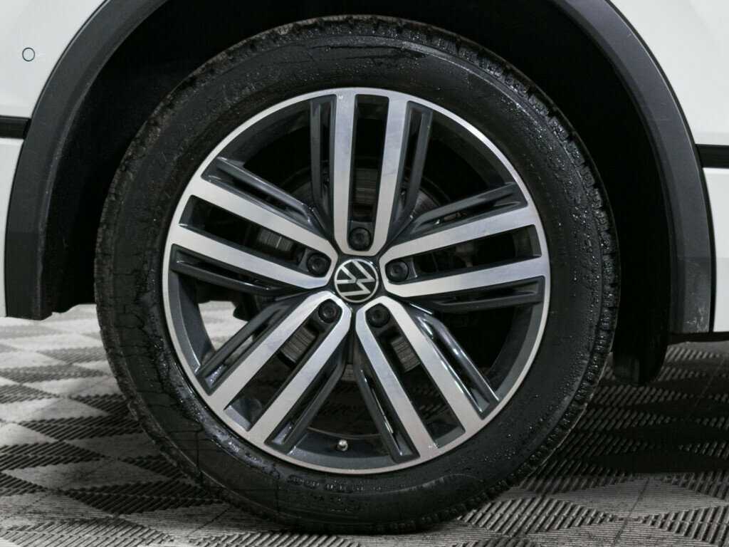 Купить Volkswagen Tiguan, 2021, 95 000 км, фото №17