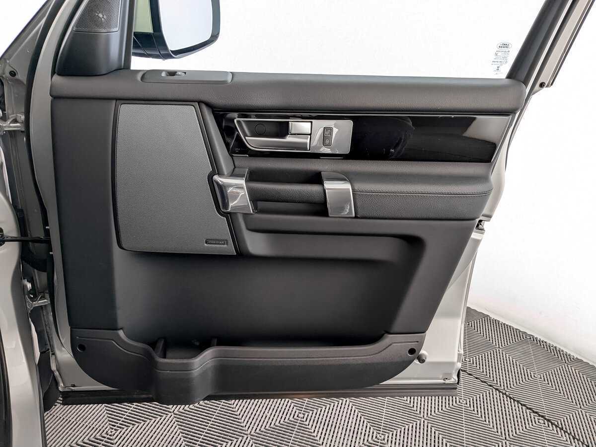 Купить Land Rover Discovery, 2015, 84 723 км, фото №23