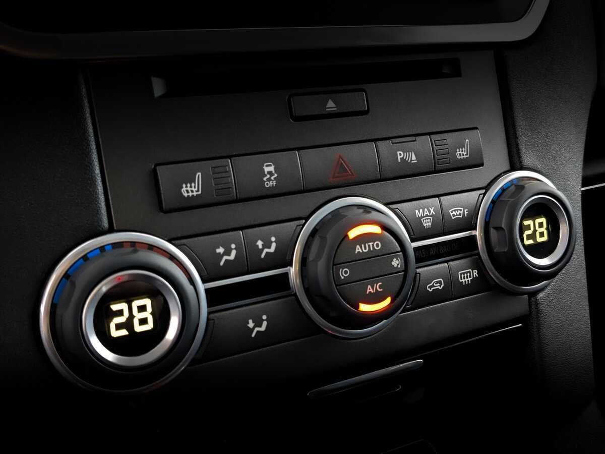 Купить Land Rover Discovery, 2015, 84 723 км, фото №24