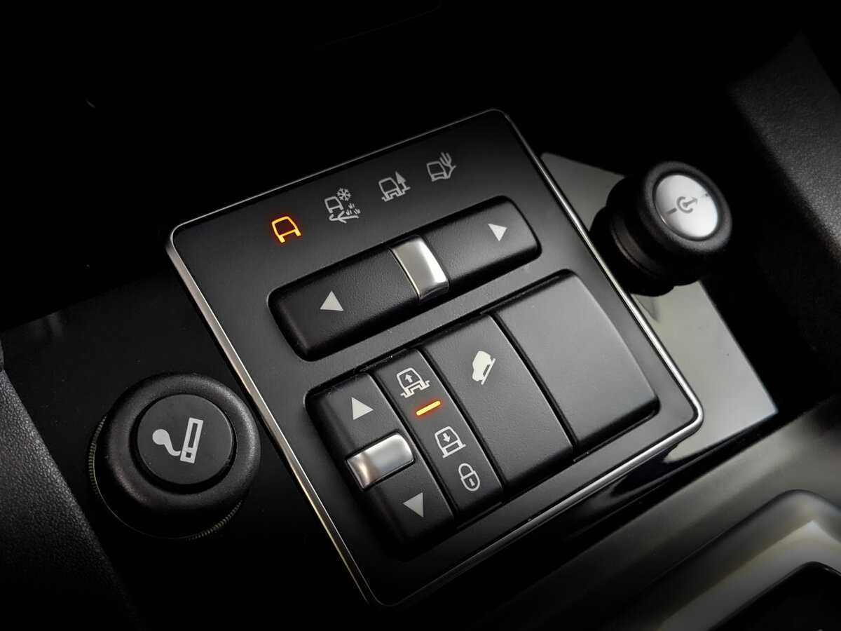 Купить Land Rover Discovery, 2015, 84 723 км, фото №25