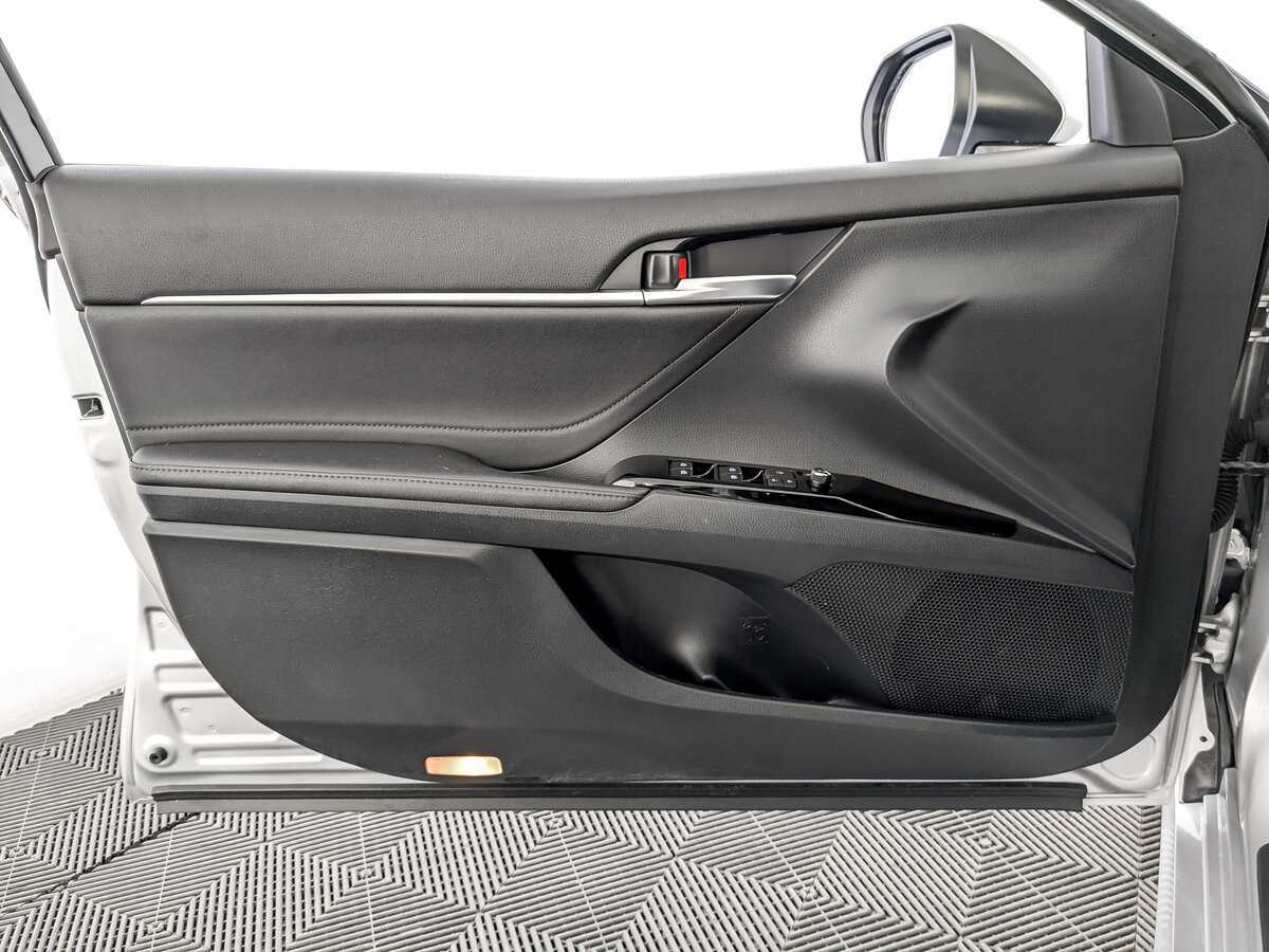 Купить Toyota Camry, 2019, 86 000 км, фото №16
