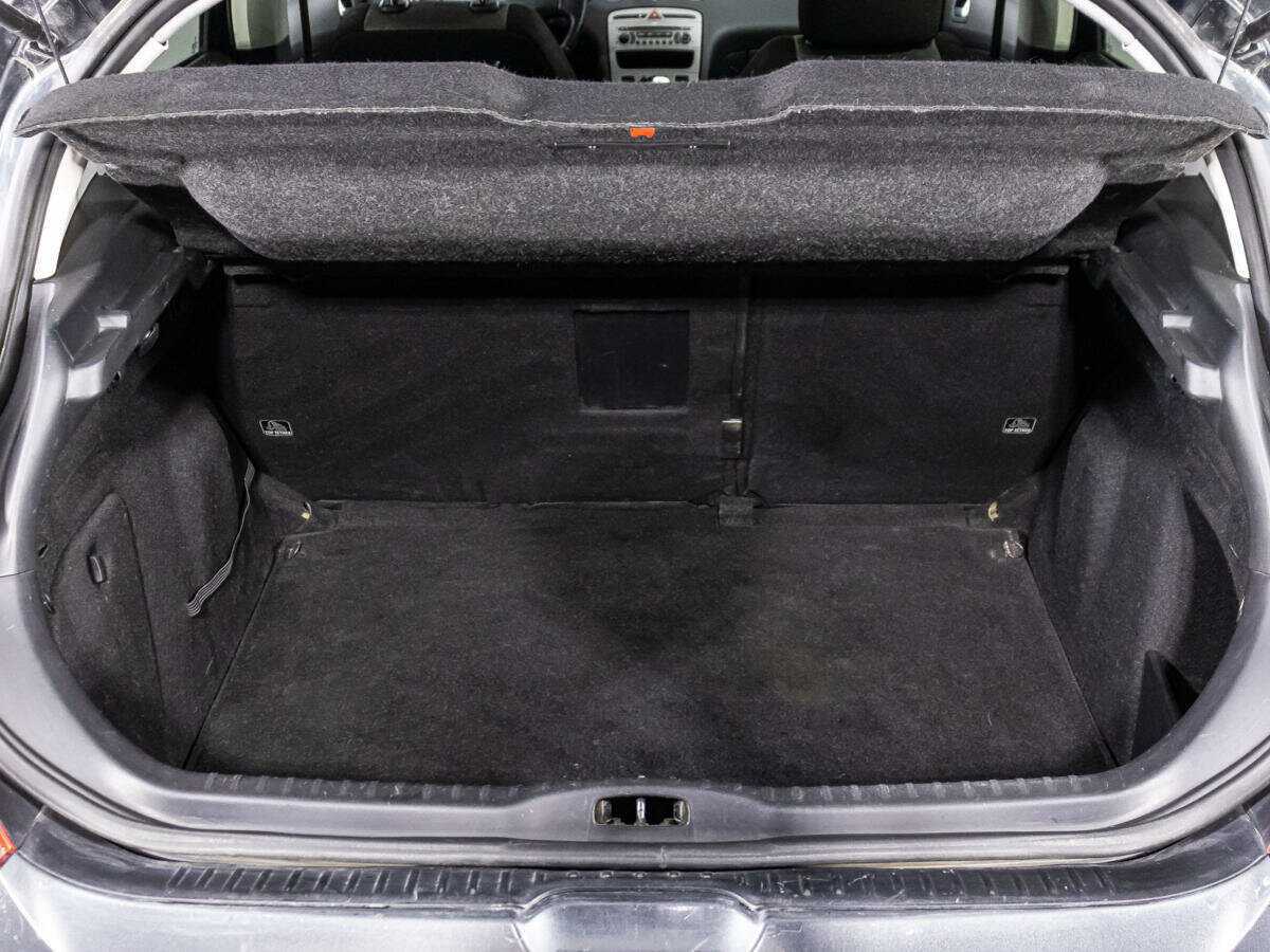 Купить Peugeot 308, 2008, 180 204 км, фото №15