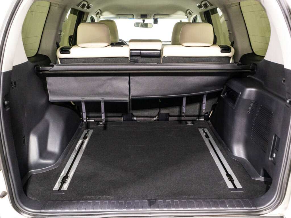 Купить Toyota Land Cruiser Prado, 2019, 32 452 км, фото №13