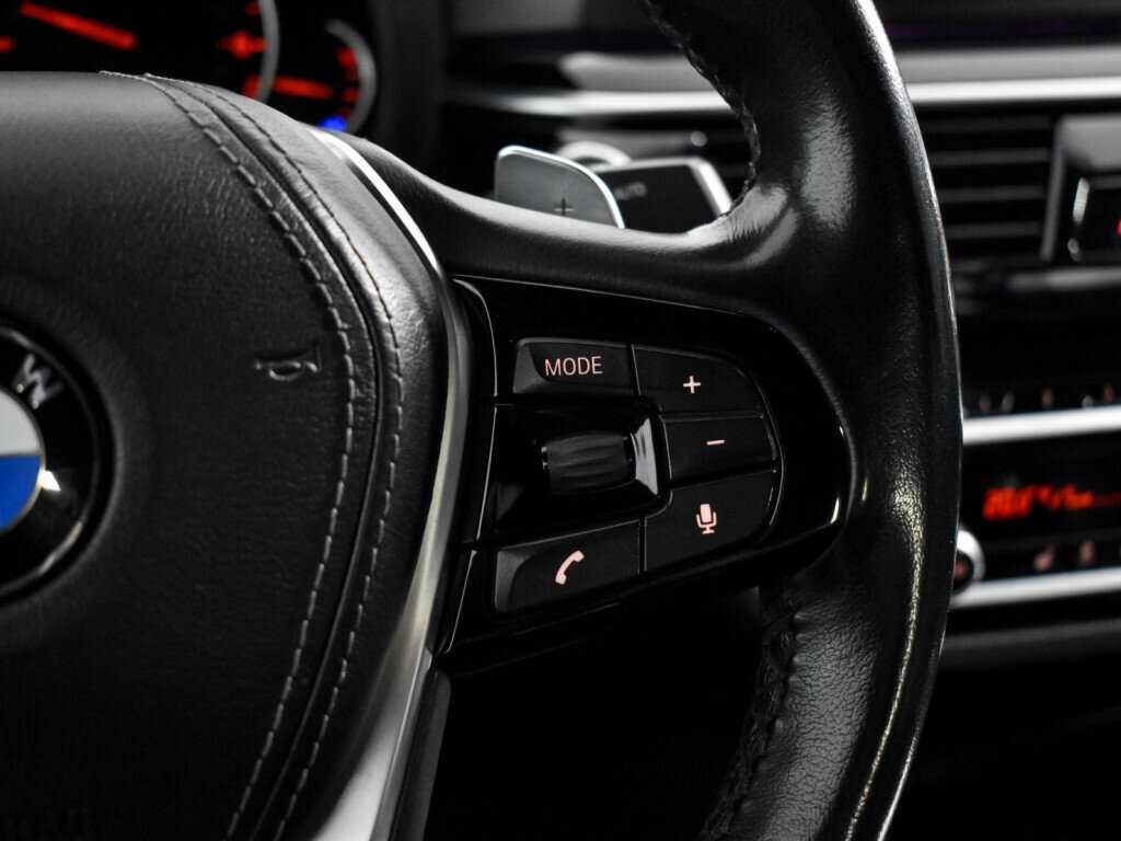 Купить BMW 5 серии 520i, 2018, 67 789 км, фото №22