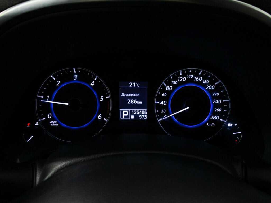 Купить Infiniti FX30d, 2013, 125 404 км, фото №12