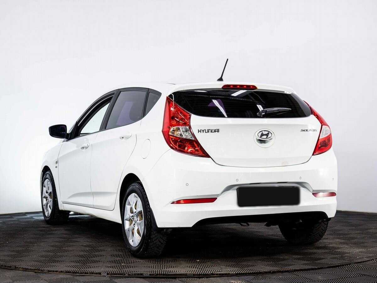 Купить Hyundai Solaris, 2015, 244 000 км, фото №4
