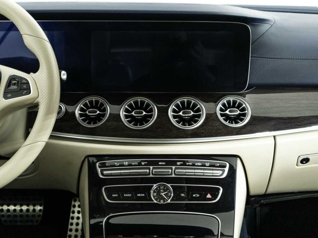 Купить Mercedes-Benz E-Класс 200, 2017, 67 994 км, фото №14