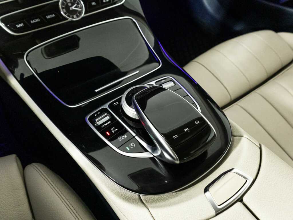 Купить Mercedes-Benz E-Класс 200, 2017, 67 994 км, фото №18