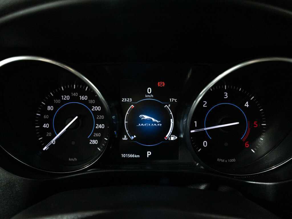 Купить Jaguar F-Pace, 2016, 101 565 км, фото №12