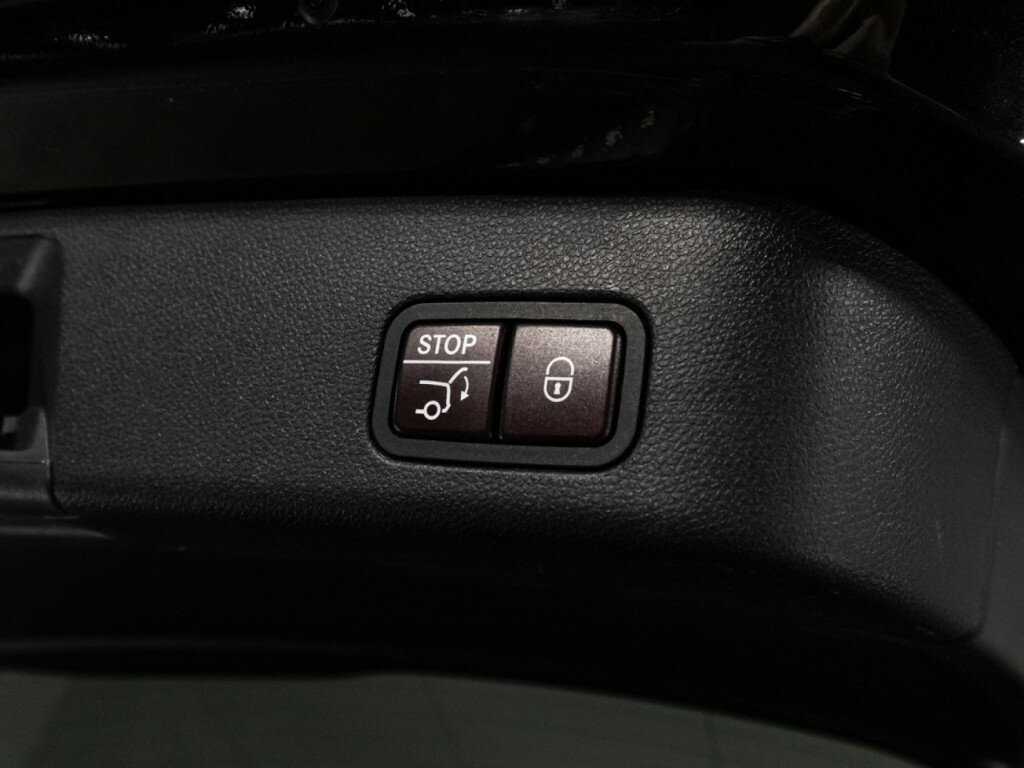 Купить Mercedes-Benz GLE 350 d, 2017, 138 939 км, фото №15