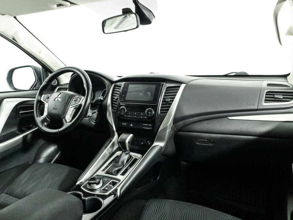 Купить Mitsubishi Pajero Sport, 2018, 100 194 км, фото №9