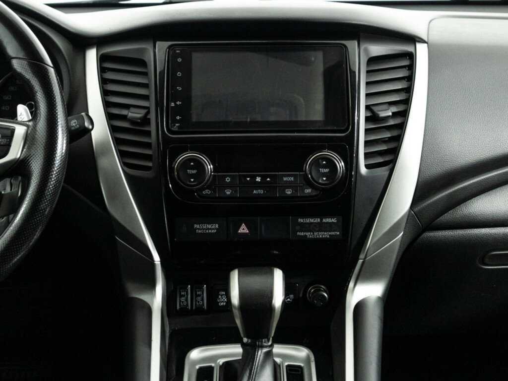 Купить Mitsubishi Pajero Sport, 2018, 100 194 км, фото №14