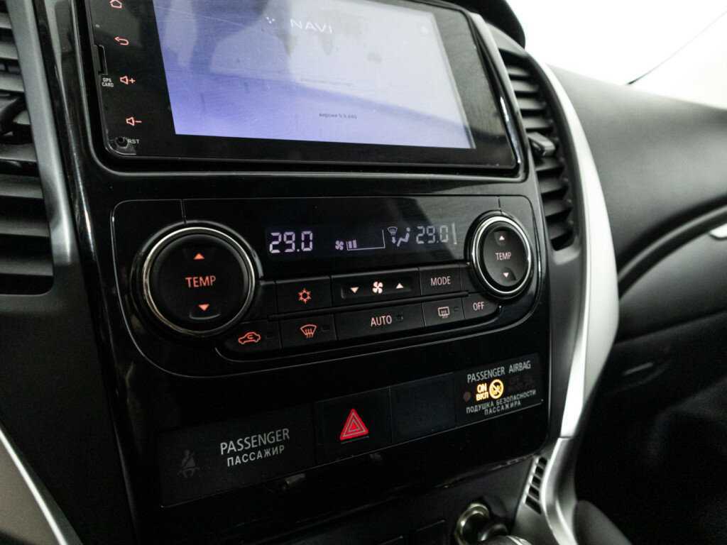 Купить Mitsubishi Pajero Sport, 2018, 100 194 км, фото №18