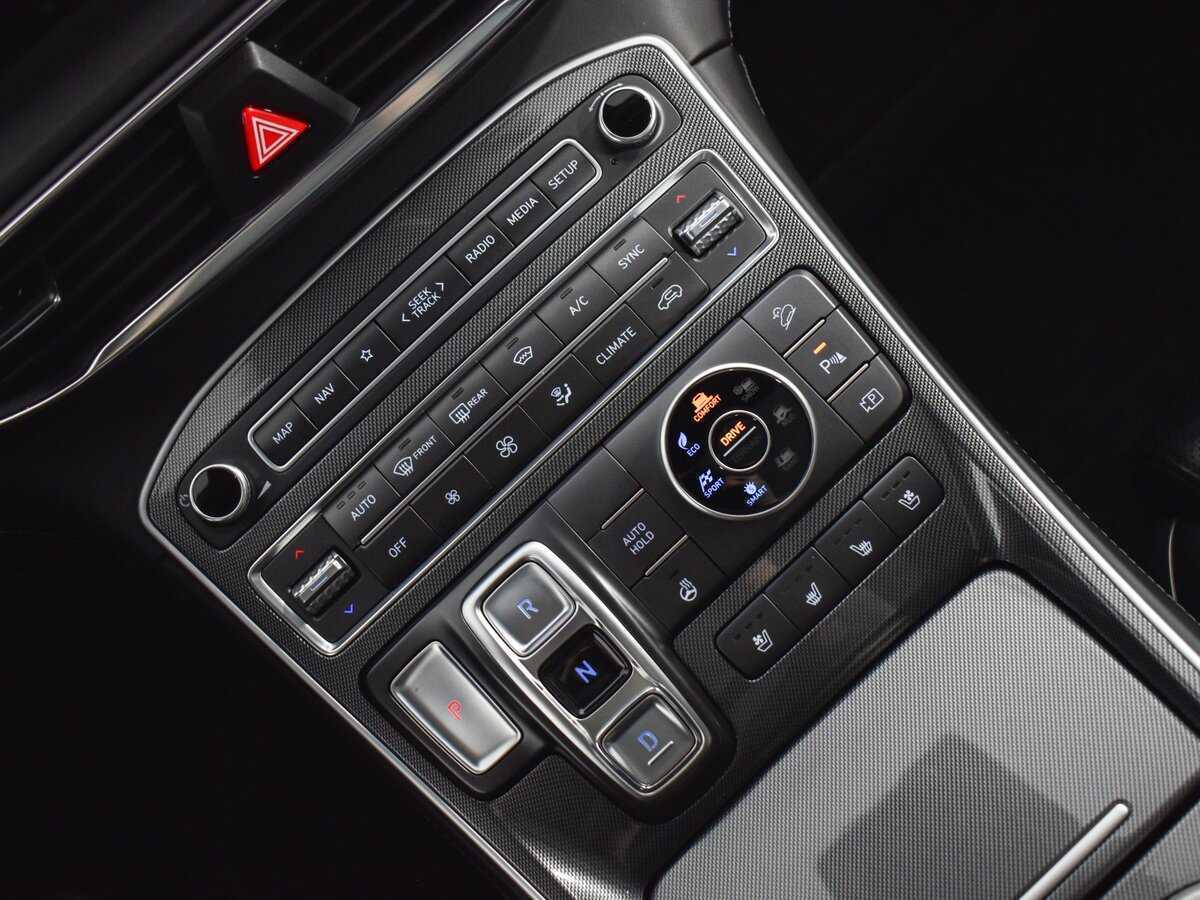 Купить Hyundai Santa Fe, 2021, 70 048 км, фото №21