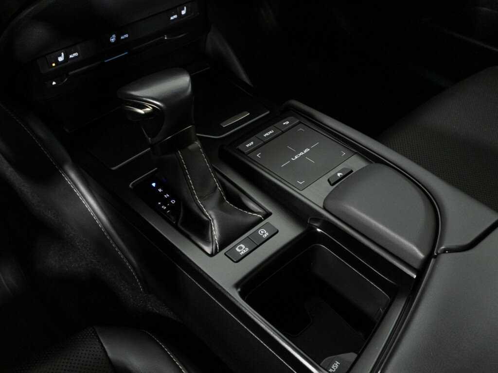 Купить Lexus ES 250, 2021, 110 944 км, фото №22