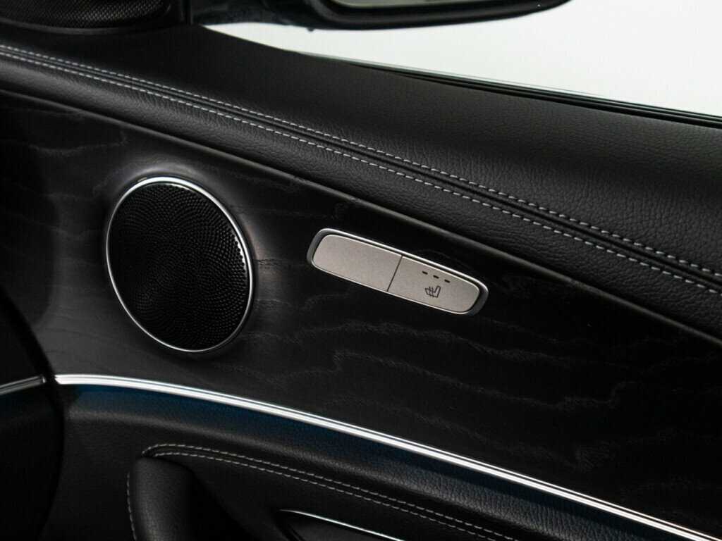 Купить Mercedes-Benz E-Класс 200, 2019, 98 008 км, фото №17