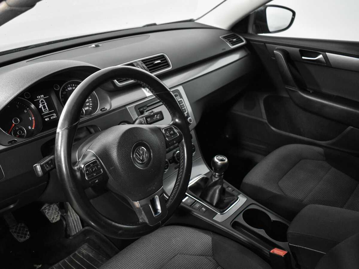 Купить Volkswagen Passat, 2011, 231 000 км, фото №8