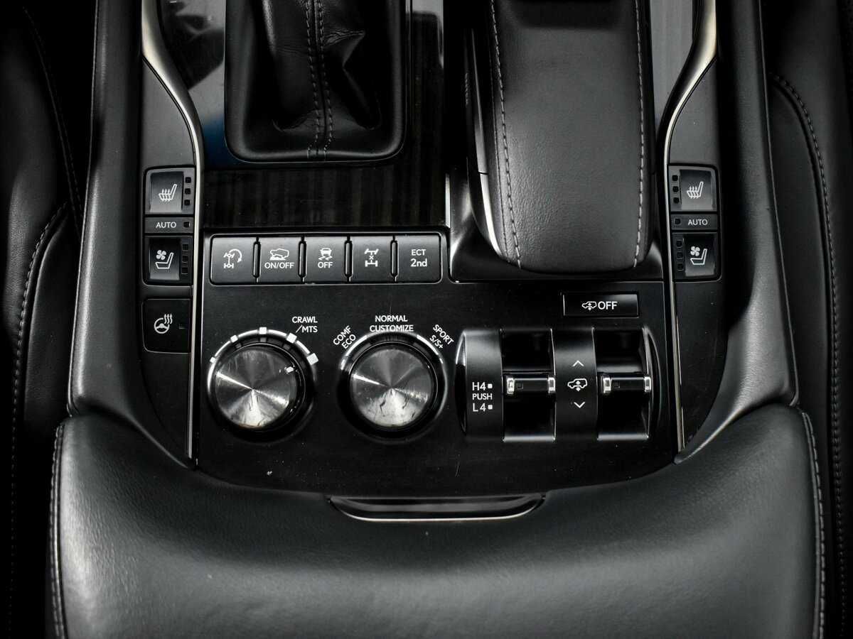 Купить Lexus LX 570, 2018, 77 000 км, фото №9