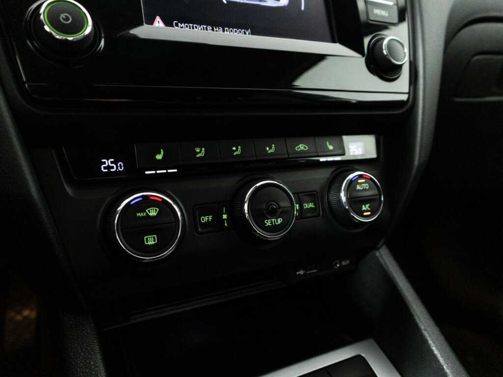 Купить Skoda Octavia, 2014, 206 675 км, фото №16